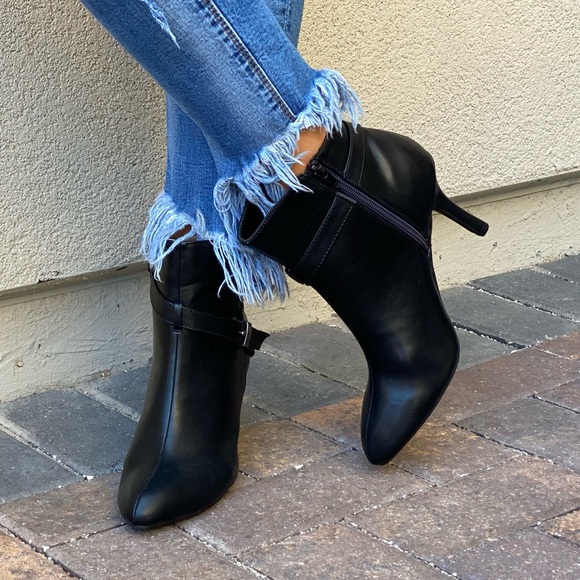 Black Leather Pointy Toe Stiletto Heel Ankle Boots - Picture 2 of 8